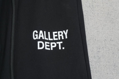 G - SWEATPANTS