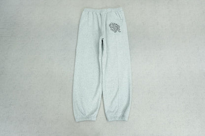 M - SWEATPANTS
