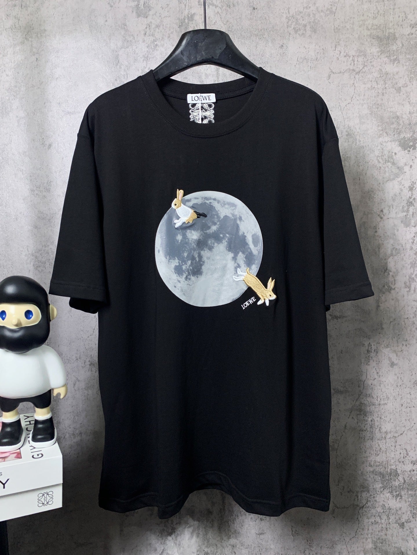L - TSHIRT