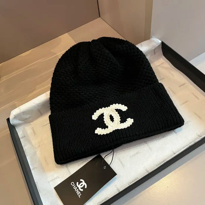 C - MÜTZEN
