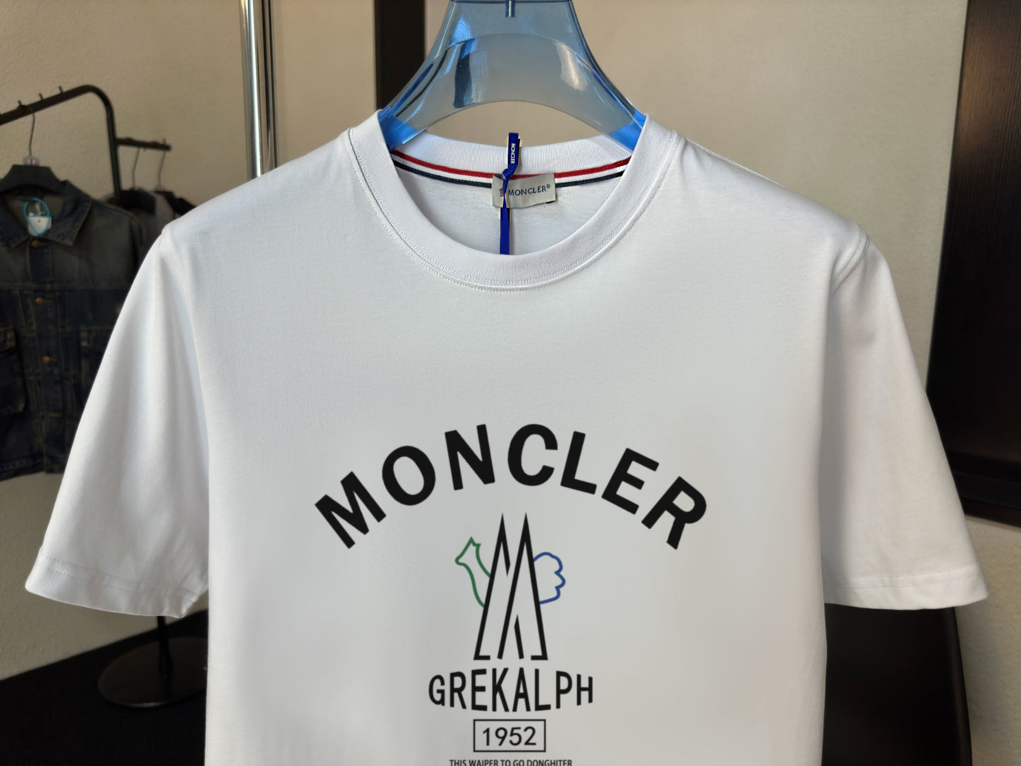 M - TSHIRT