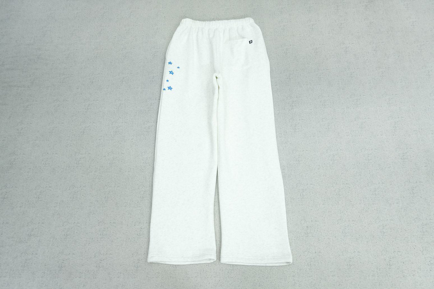 B - SWEATPANTS