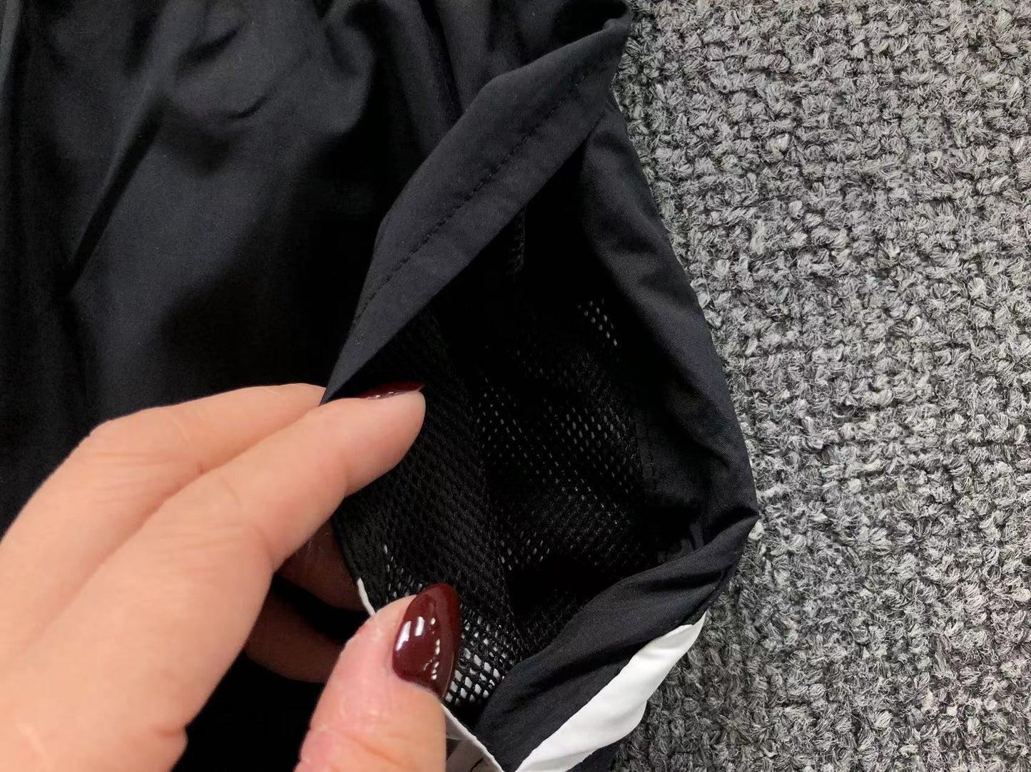 N - SHORTS