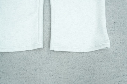 B - SWEATPANTS