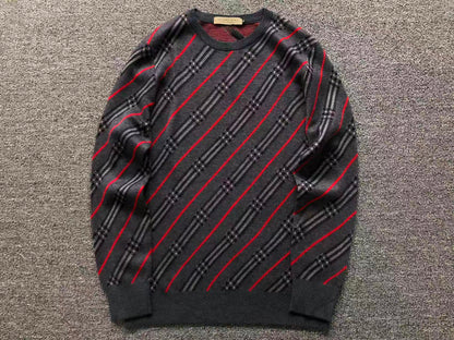 B - SWEATER