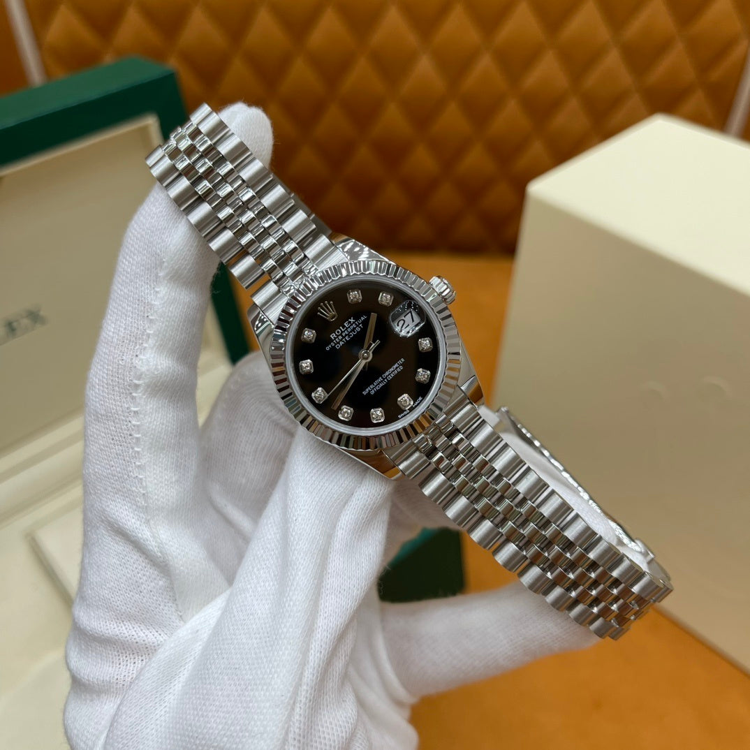 M - Watch