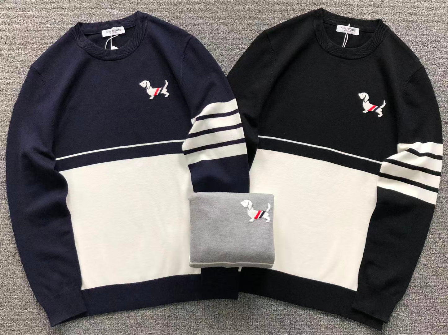 T - SWEATER