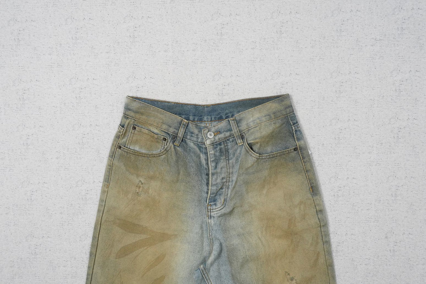 A - JEANS
