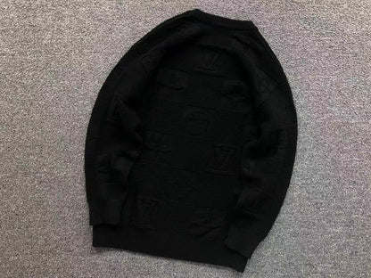 L - SWEATER