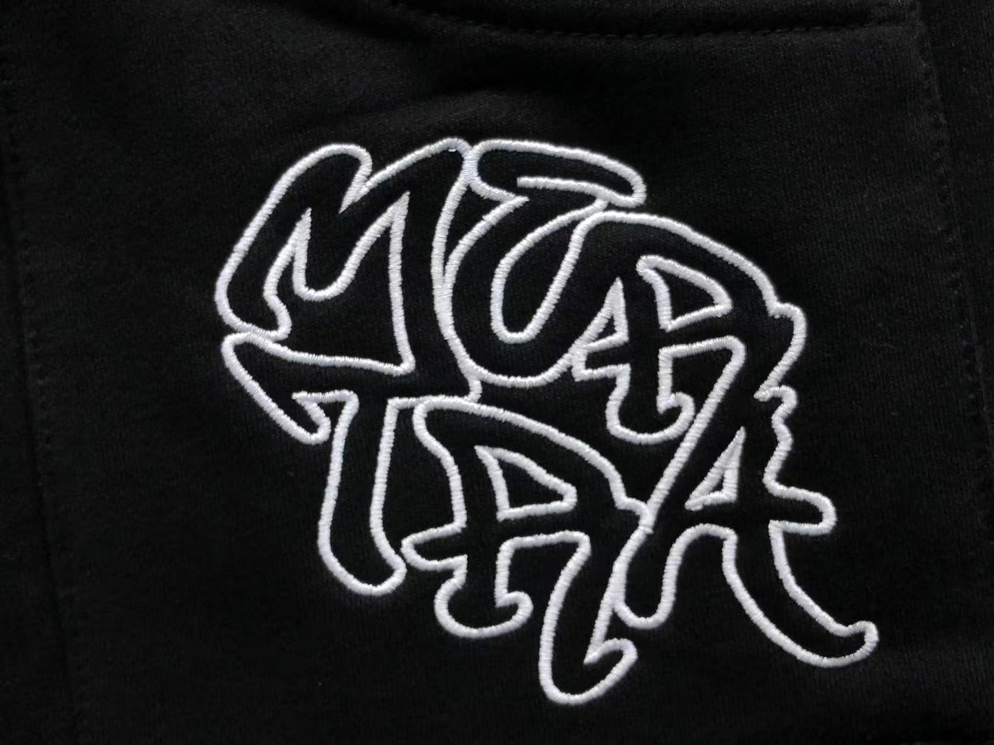 M - SHORTS