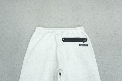 S - SWEATPANTS