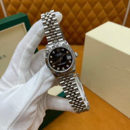 M - Watch