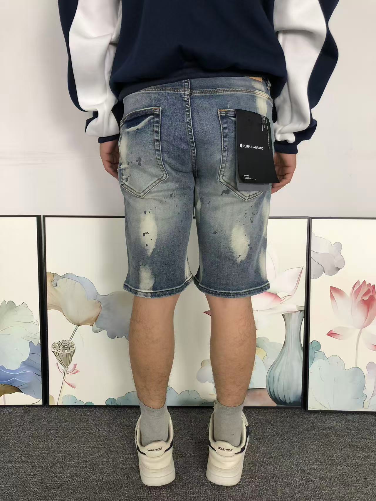P - SHORTS