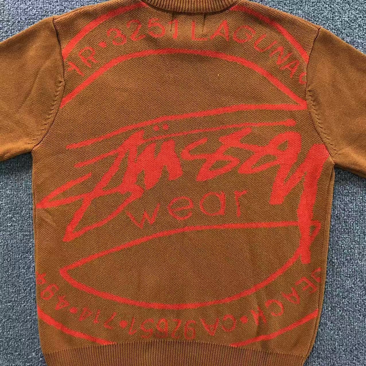S - SWEATER