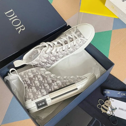 D - SNEAKERS
