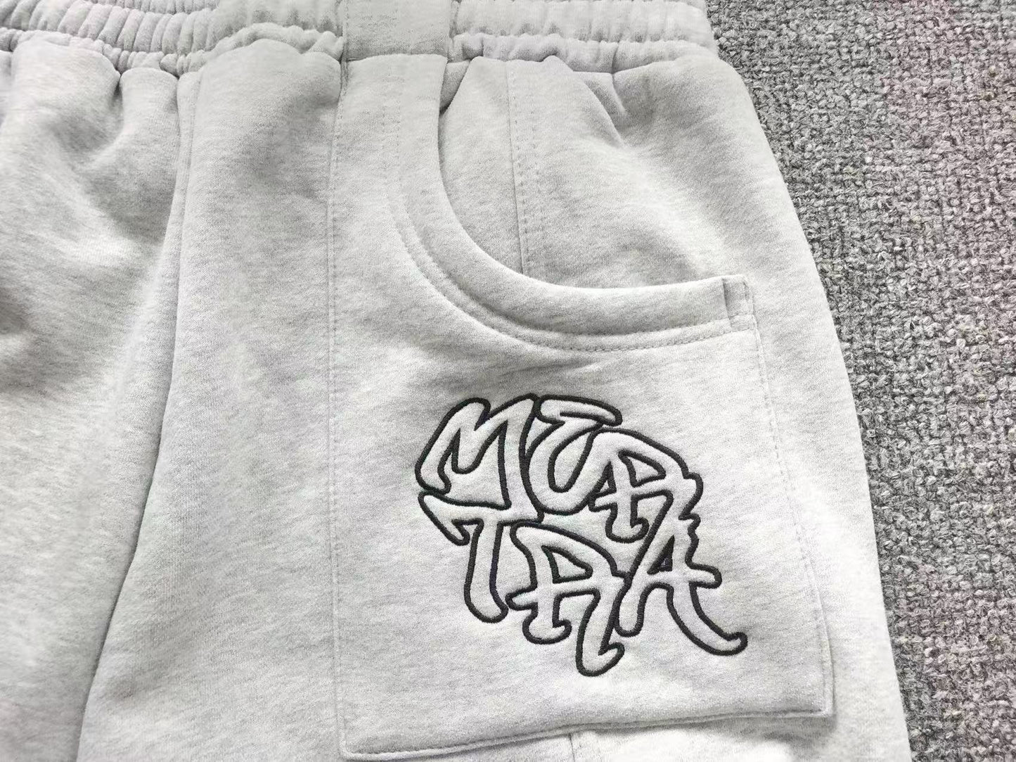 M - SHORTS