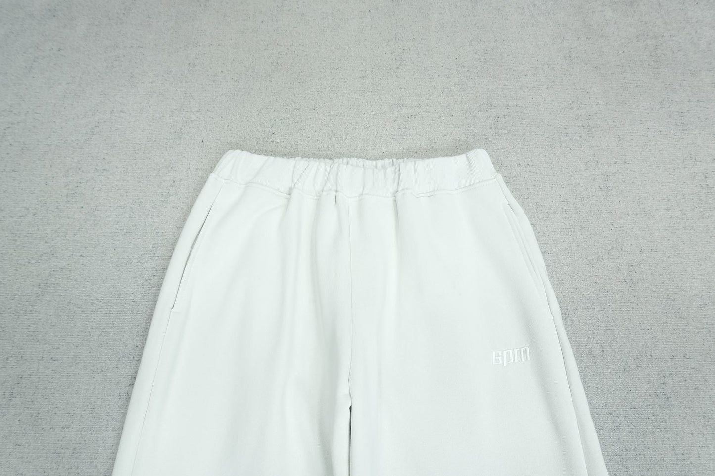 6PM - SWEATPANTS