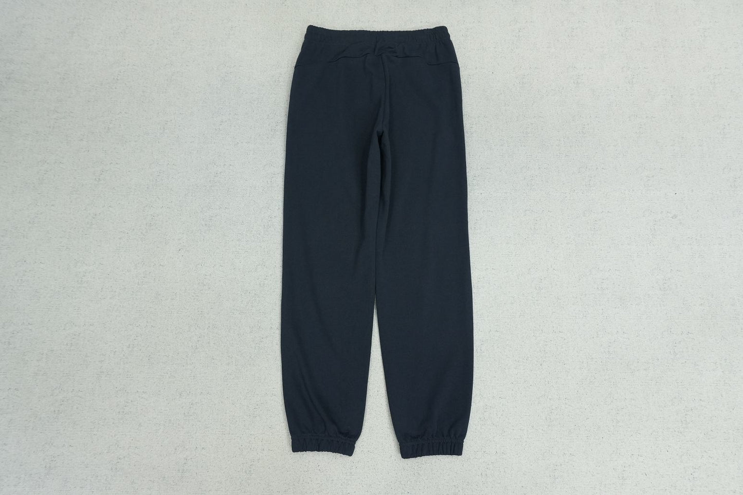 C - SWEATPANTS