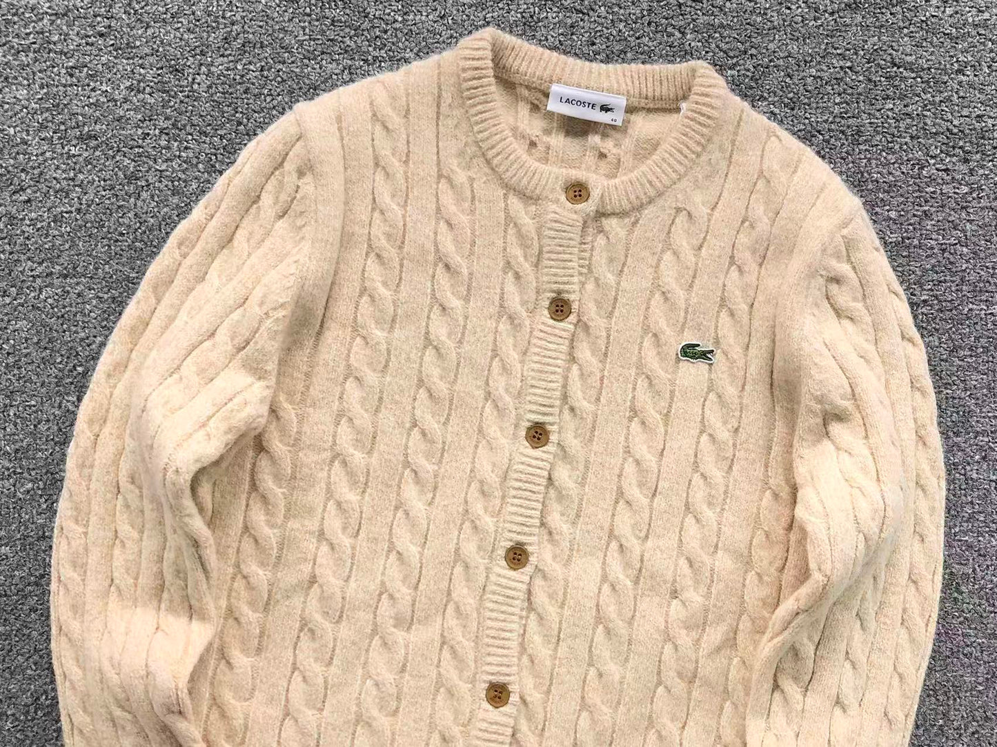L - SWEATER