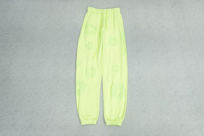 D - SWEATPANTS