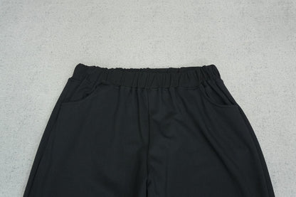 S - SWEATPANTS