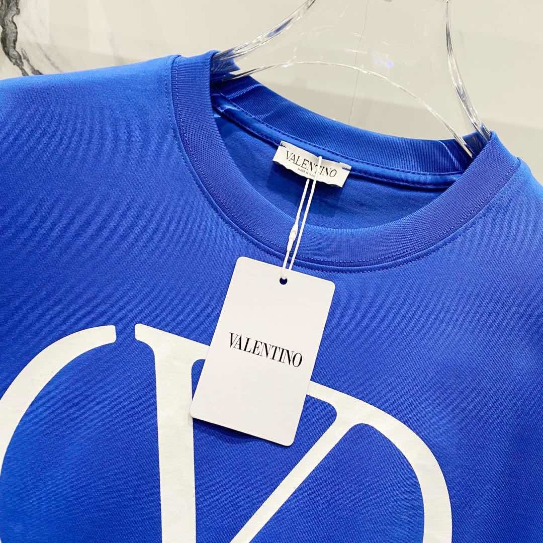 V - TSHIRT