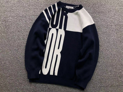 D - SWEATER