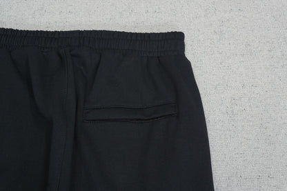 C - SWEATPANTS