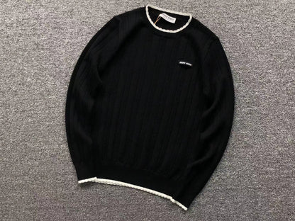 M - SWEATER