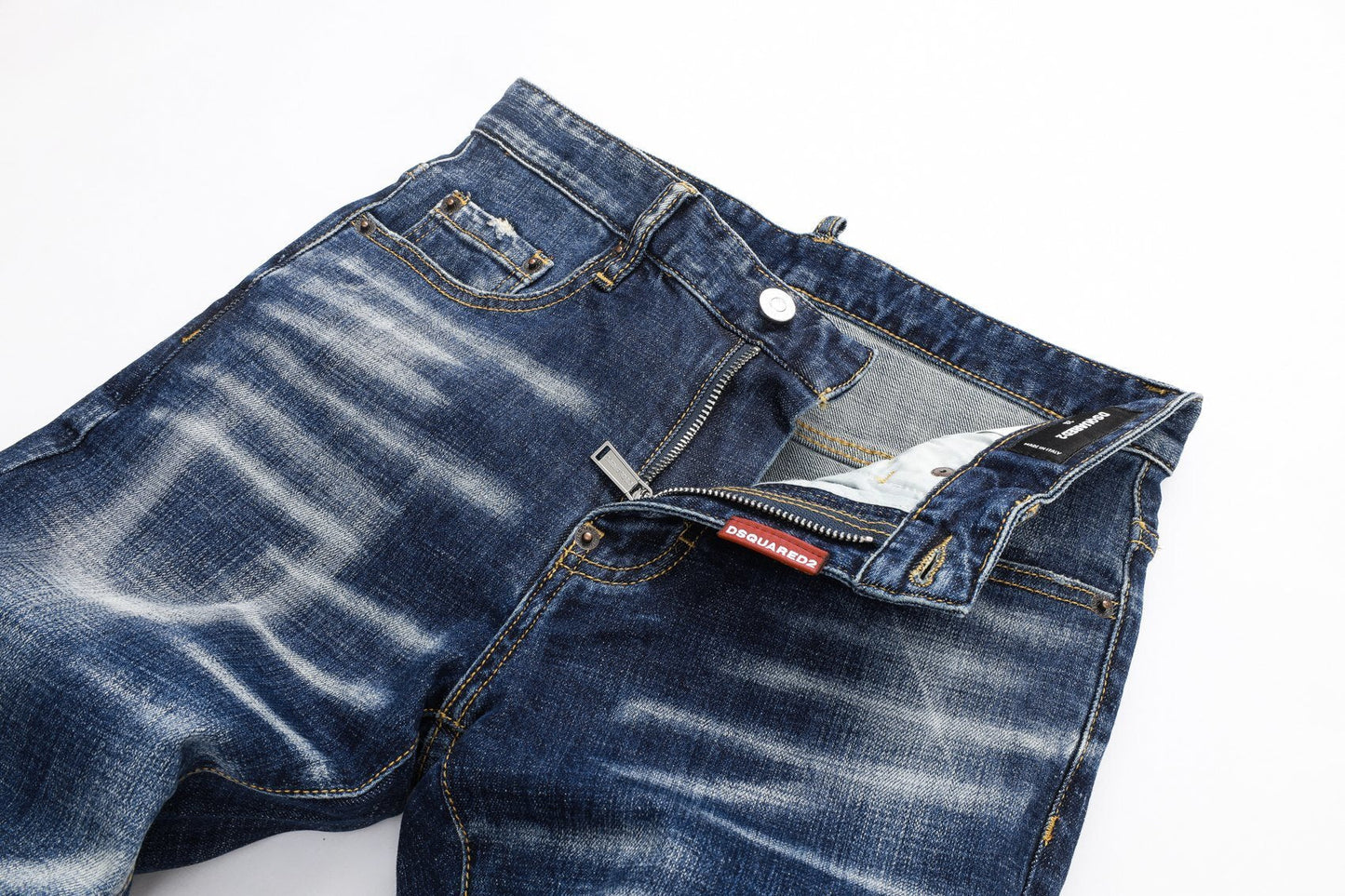 D - JEANS