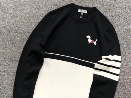 T - SWEATER