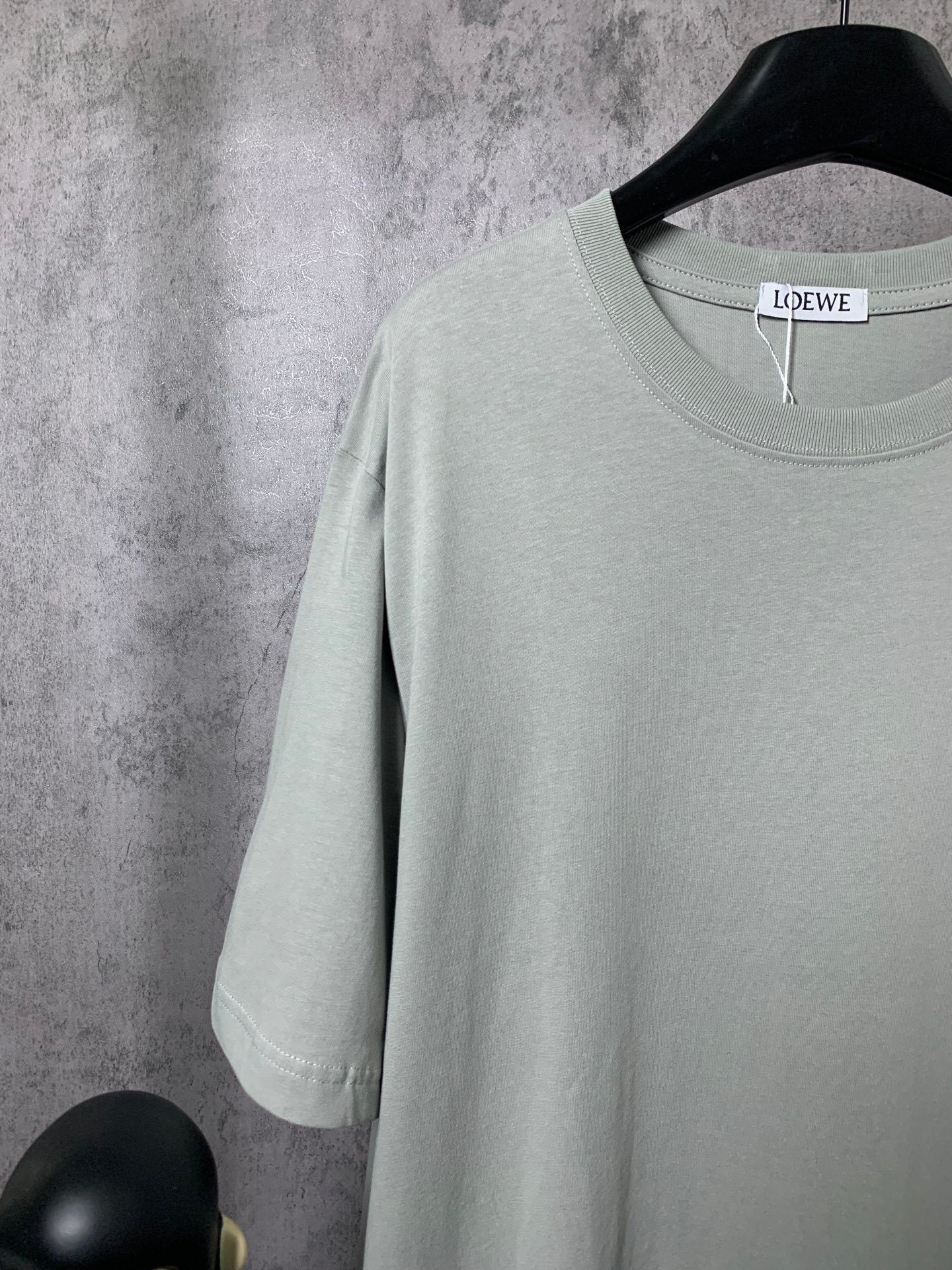 L - TSHIRT