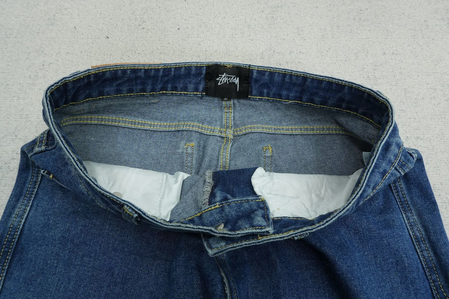 S - JEANS