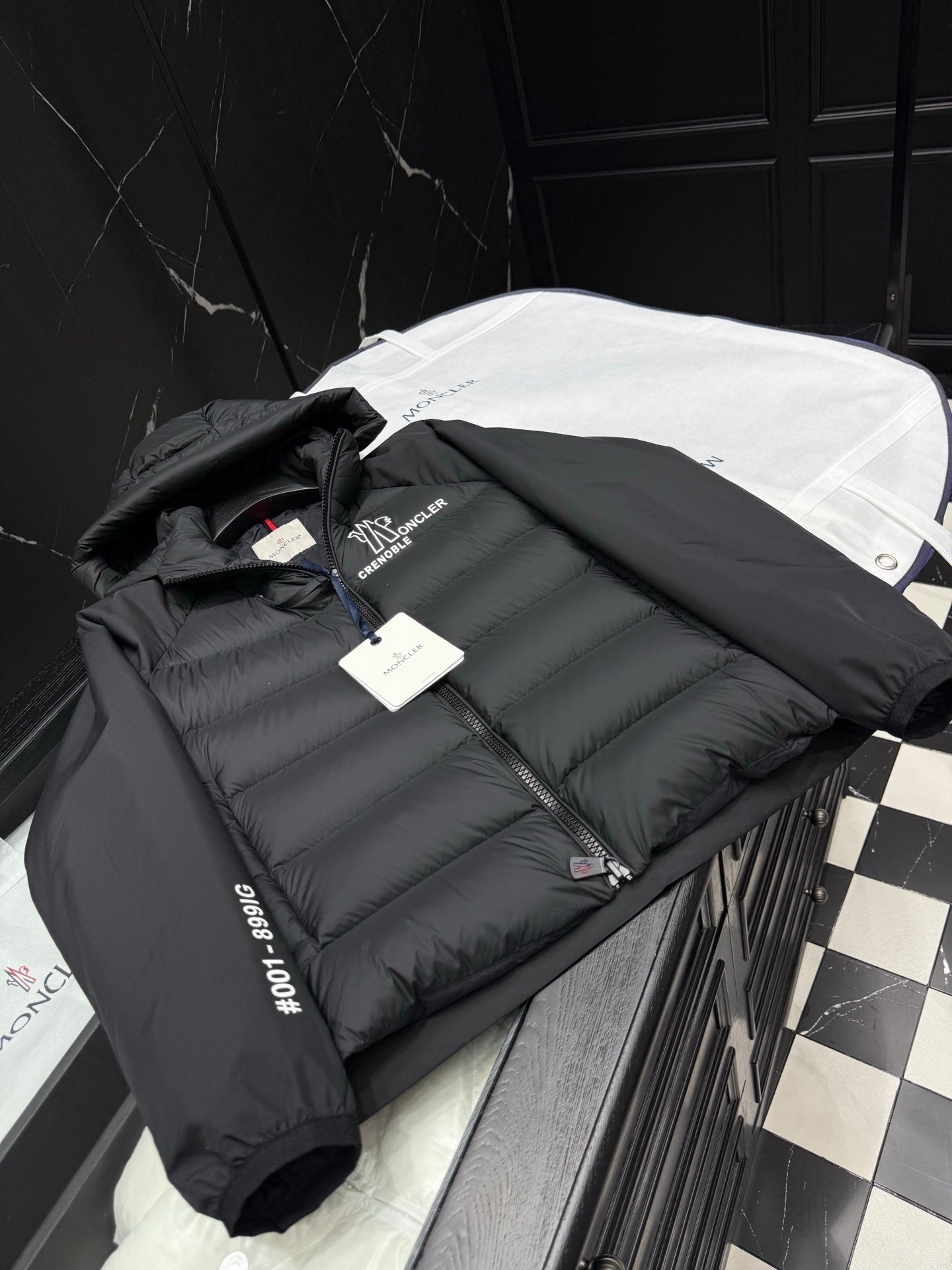 G - CARDIGAN