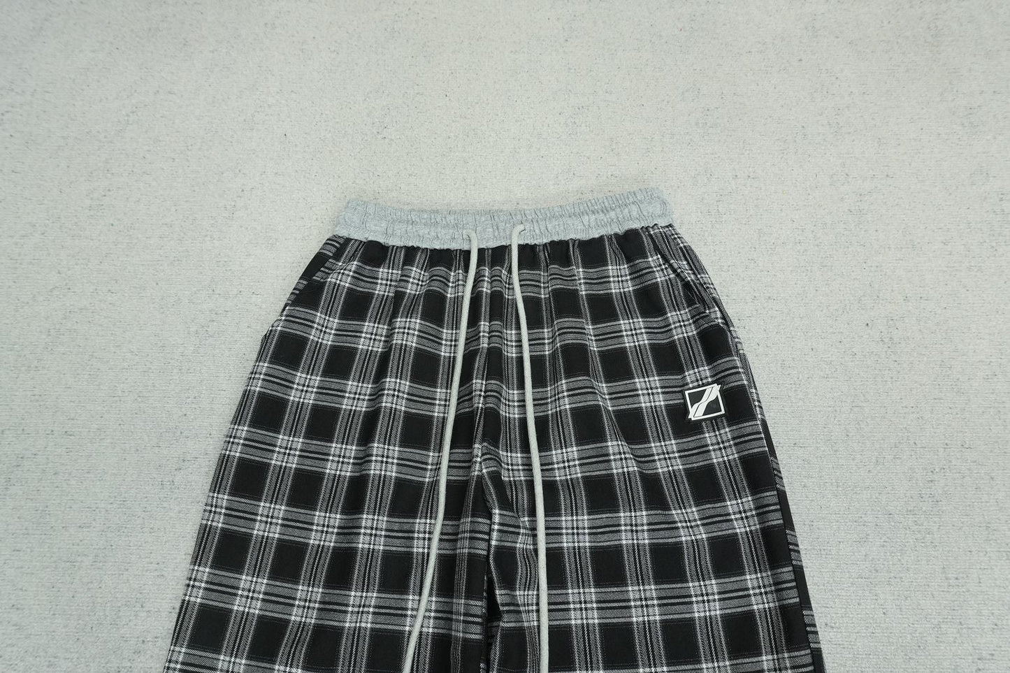 W - SWEATPANTS