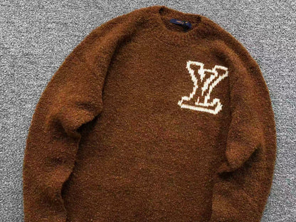 L - SWEATER