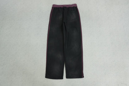 V - SWEATPANTS
