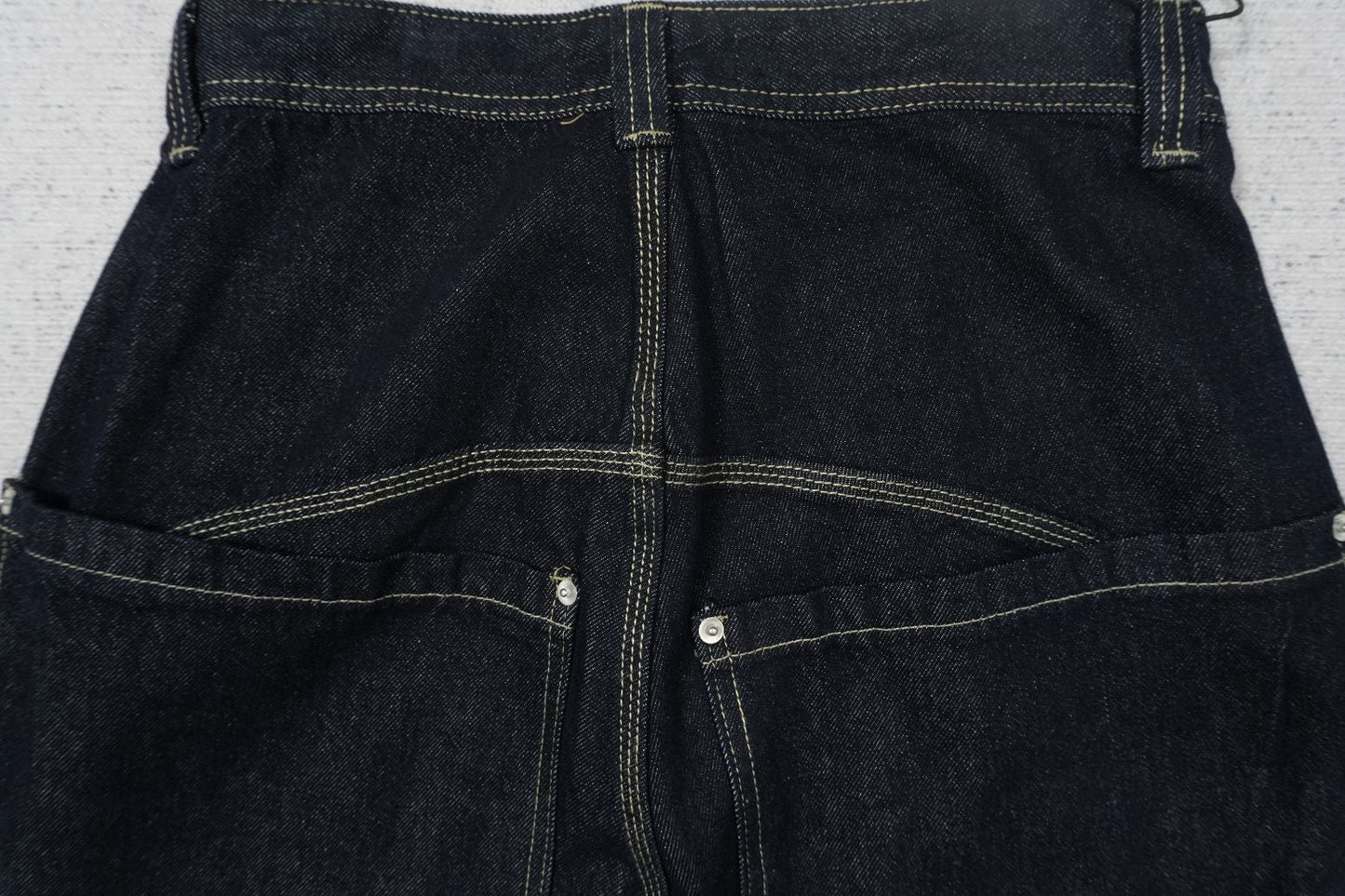 P - JEANS