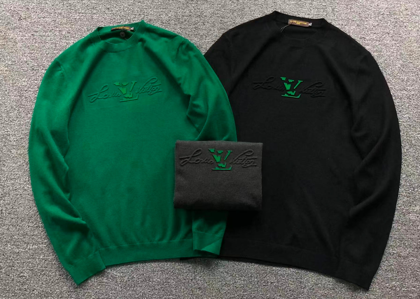 L - SWEATER