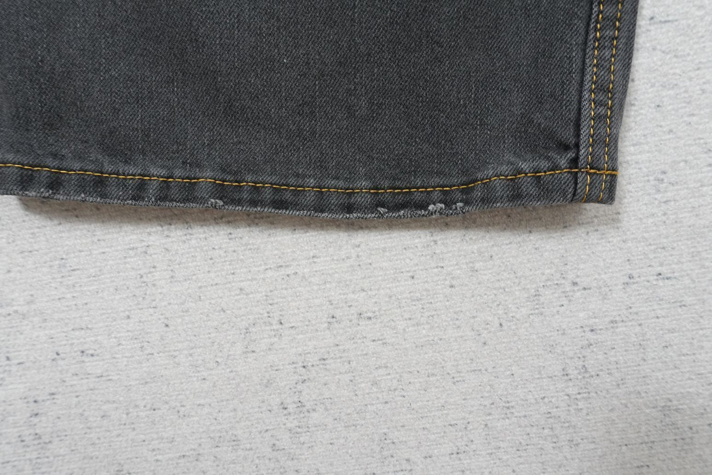 A - JEANS