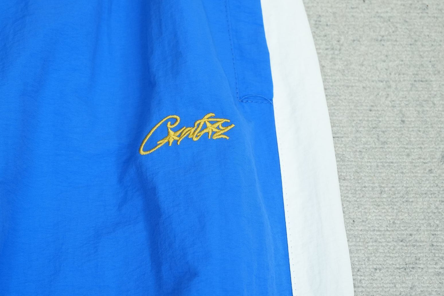 C - SWEATPANTS