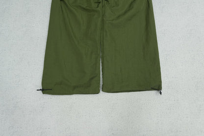 F - SWEATPANTS