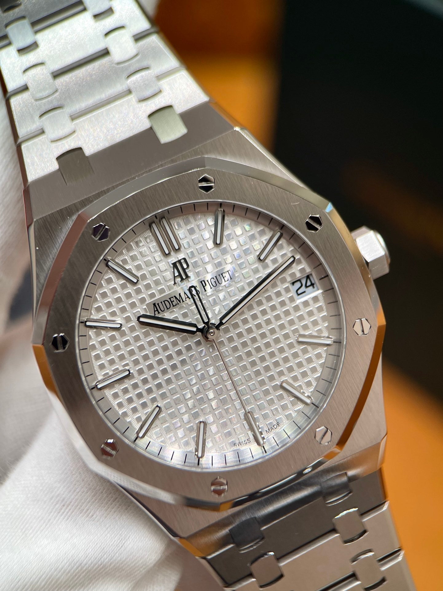 P - Watch