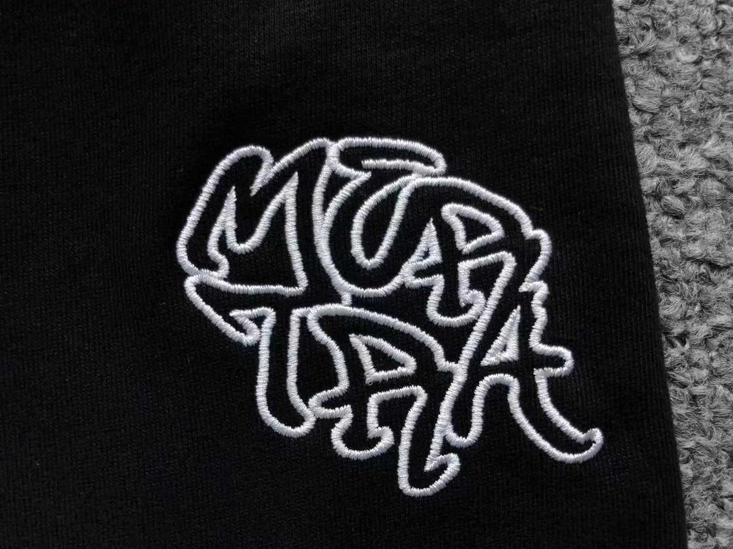 M - SHORTS