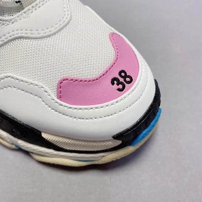 B - SNEAKERS