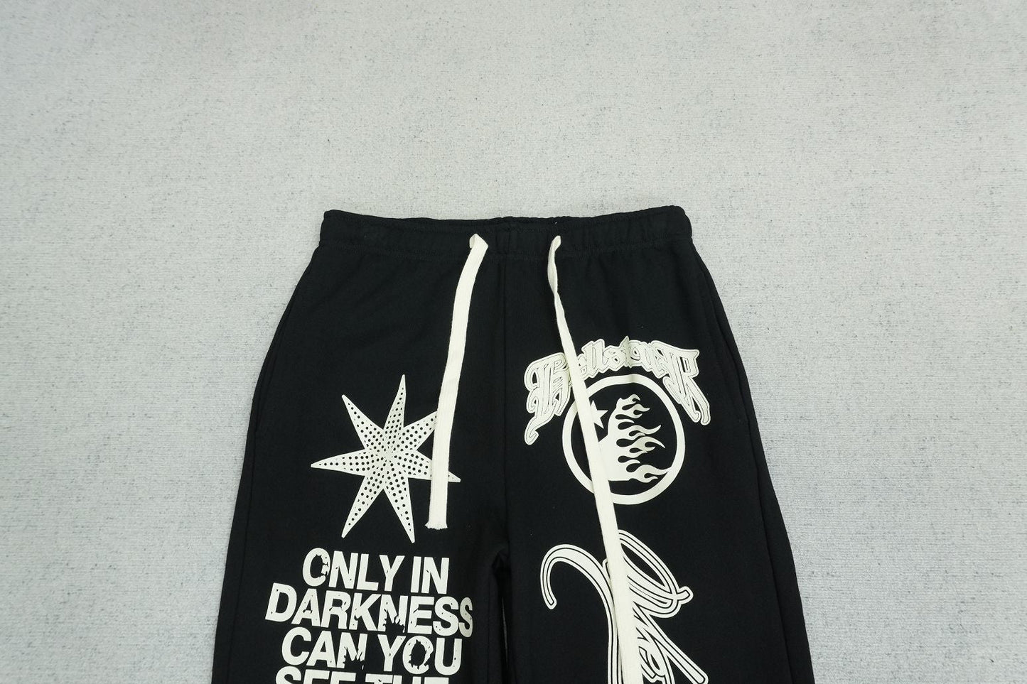 H - SWEATPANTS