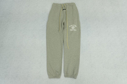 F - SWEATPANTS