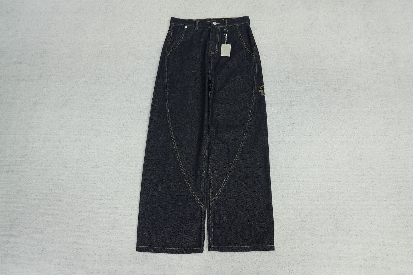 M - JEANS