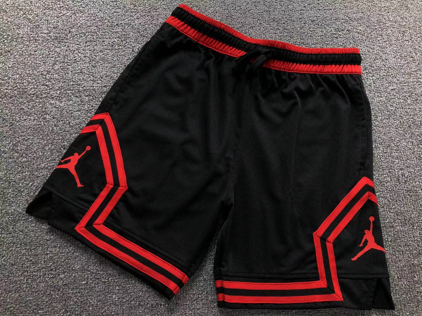N - SHORTS