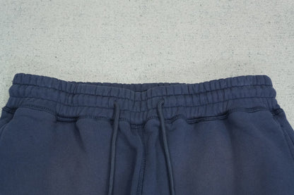 S - SWEATPANTS